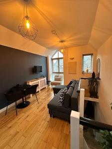 The Central Nook - Contactors and Holidaymakers