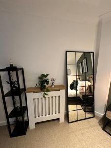 The Central Nook - Contactors and Holidaymakers