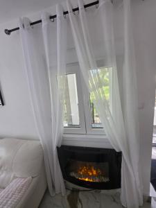 Holiday Apartman Komatina LUX - Ðenovići