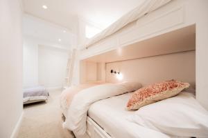 Lovely 2 Bedroom Flat in the Heart of Kensington