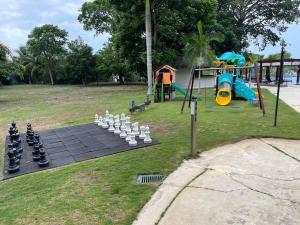 18A Perfect 2 Bedroom with Ocean and Jungle Views