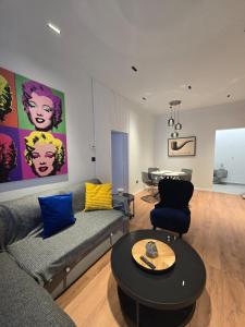 Flat 99 Premium Urban Retreat City Center