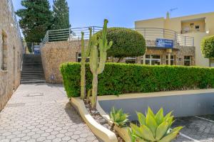 Lagos-Piscine et mer- Condominio do Mar