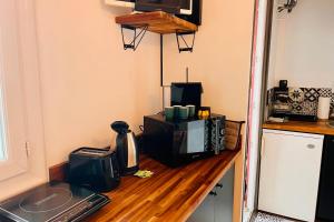 Louisa - Studio AC Close to the sea - by TGB