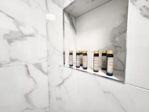 Mickey Mhouse, Centre ville, 10 Disneyland