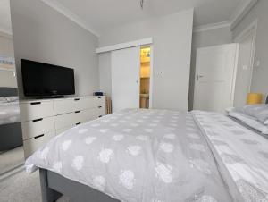 Adorable 1-bedroom annexe & free parking on site