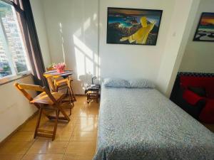 Studio junto ao mar e metrô em copa