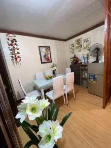 Golden Poppy Cozy Condo - Baksan