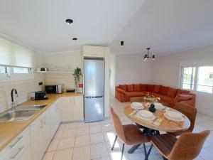 Solomos family house