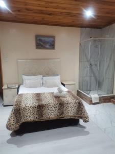 Guest Lodge on the Edge