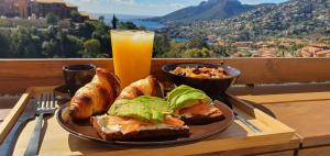 Appartements Architect-s studio with pool, sea view and AC : photos des chambres