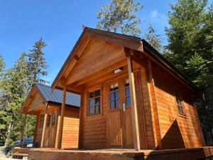 Garden Bay Hideaway - Glamping & RV