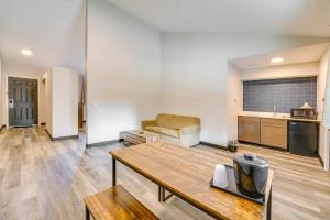 1 Mi to Riverfront Sleek Port Huron Studio