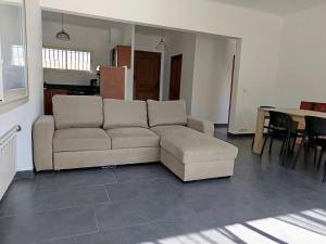 Appartements Appartement T4 a l-etage d-une villa avec piscine et jardin : photos des chambres