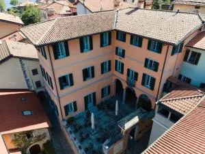 Palazzo Del Vicerè - Zelbio