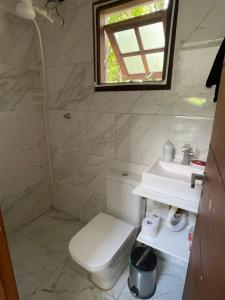 Hospedagem Chris Art Music