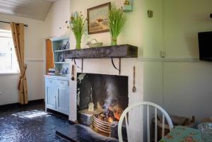 McGuires Red Door Cottages