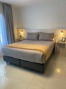 LasRossitasBRC con estacionamiento privado