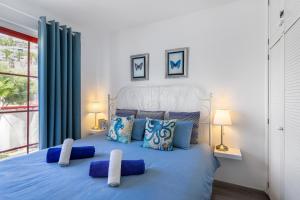 Ocean Breeze 50 meters to the beach