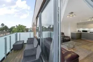 A cozy room in a two bedroom apartment - Bickley