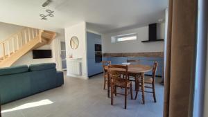 B&B / Chambres d'hotes Chambres d-hotes & Gites - Domaine Les Sources : photos des chambres