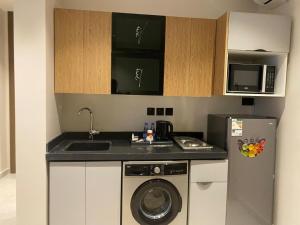 ONSEN Hotel AL-SHATI أونيسن