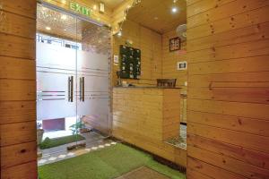 Hotel RK Residency Opposite ISBT Sector 43 Chandigarh