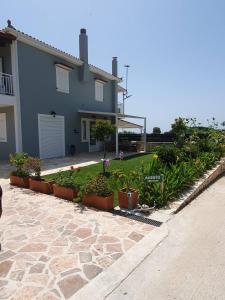 Dendra Apartments at Skala