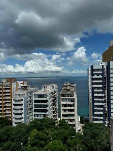 Experiência Inesquecível! Viva o Charme do Corredor Vitória em um lindo Studio de Alto Padrão completo!