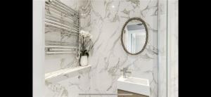 Designer Home in Brixton, Free Parking - Tube Access