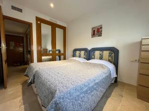 Gemelos 22 ,Benidorm-Alicante