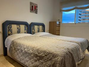 Gemelos 22 ,Benidorm-Alicante