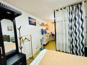 Staycation 941