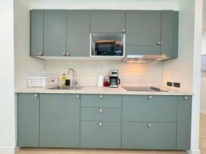 Tropical Living Kamala Hillside