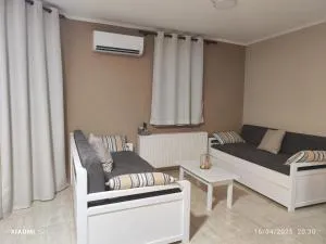 S&D Apartment - Maḯstros