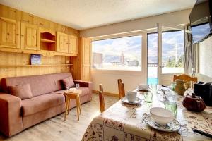 Résidence Aravis - Appartement confortable · Accès direct aux pistes · Balcon MAE-2674