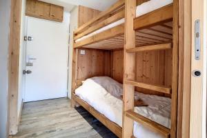 Résidence Aravis - Appartement confortable · Accès direct aux pistes · Balcon MAE-2674