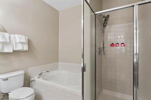 Metro & Andrews AFB Nearby Perfect Townhome!