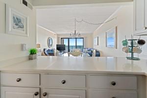 Spacious 2-Bedroom Condo on 43rd Street Perfect for Families in Ocean City