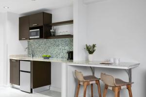 Studio with Two Queen Beds room in Marriott Vacation Club Pulse South Beach
