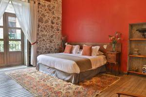 CASA SAUTO Historic Fam Suite 1 block from Zocalo