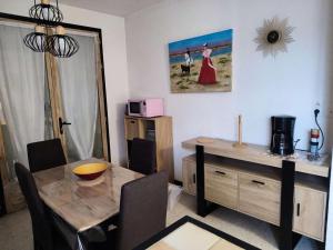 Appartements Residence Ccamt38-aigues Mortes - Appart coeur Camargue Aigues mortes T2 MAE-5361 : photos des chambres