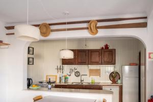 2-bedroom house w garden in heart of Ferragudo village