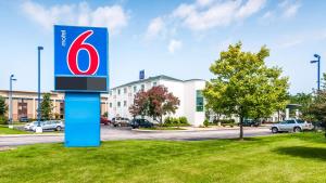 Motel 6-Joliet, IL - Chicago - I-55