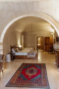 Deluxe King Suite room in Alia Cave Hotel