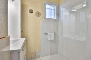 Maisons de vacances Maison avec jacuzzi - charme et serenite pour 6 pers : photos des chambres