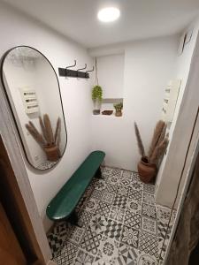 Appartements Grange renovee dans cour privee avec jardin sur les remparts : photos des chambres
