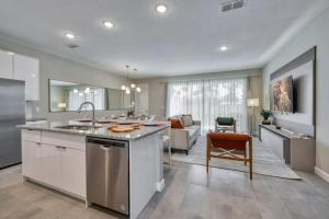 Casa 5Q com Piscina Privativa no Formosa