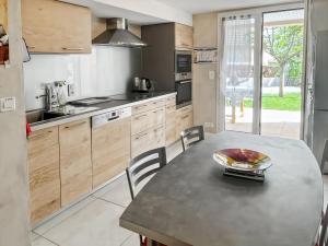 Appartements Appartement plein pied avec terrasse, jardin a Aurillac : photos des chambres
