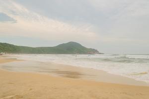 Casa aconchegante c wi-fi entre a natureza e o mar